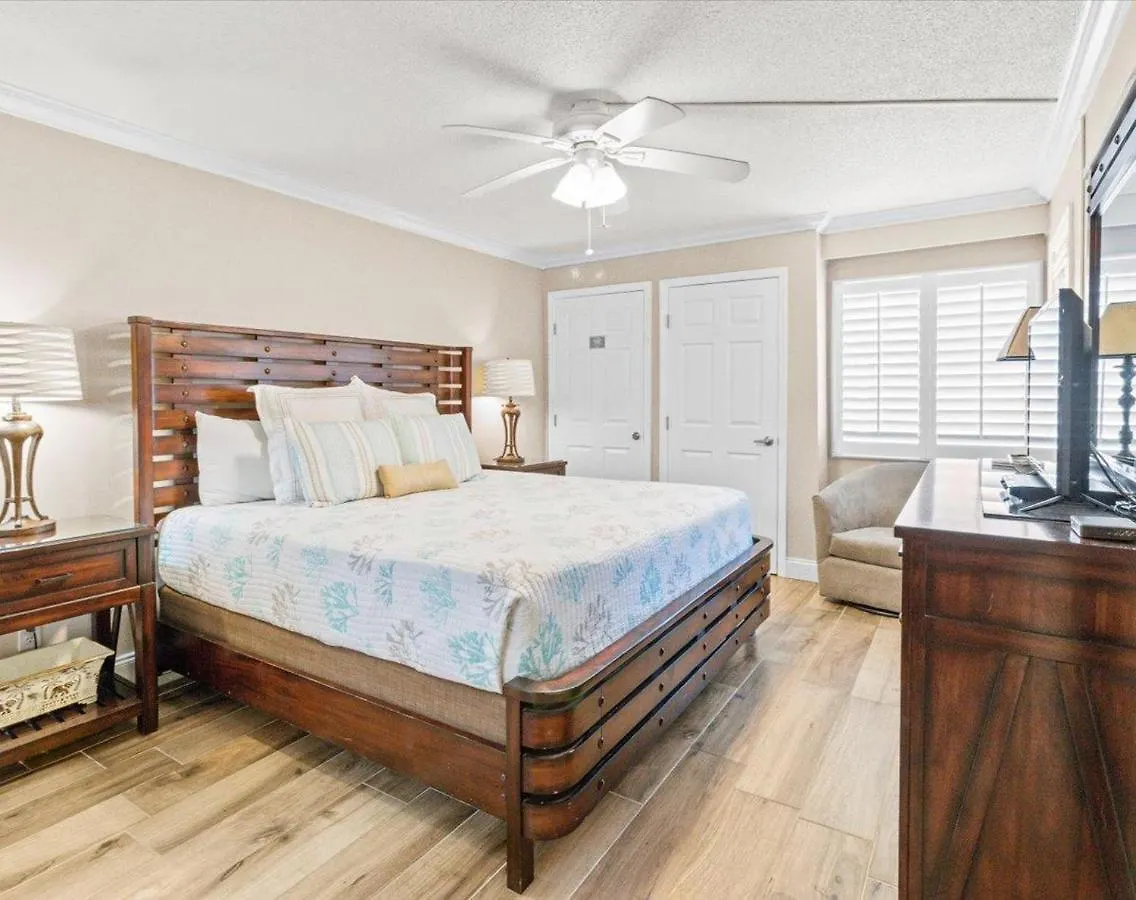 Holiday home Holiday Surf And Racquet Unit 610 Destin