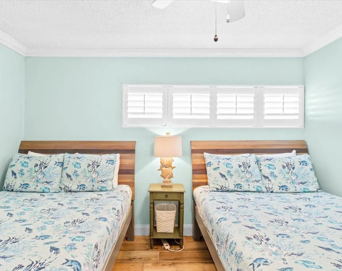 Holiday Surf And Racquet Unit 610 Destin 0*,  United States